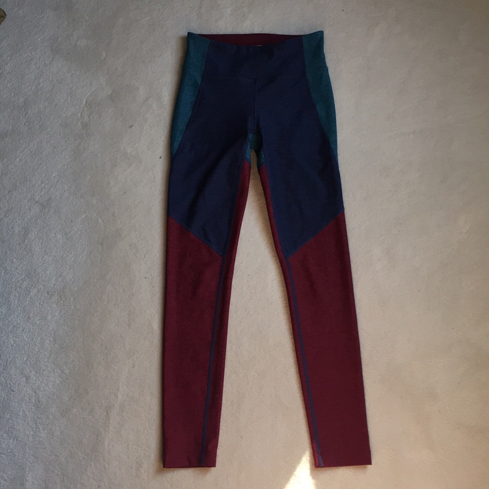 SOLD on m ercari Outdoor Voices 7/8  Leggings